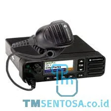 XIR M8668I 136-174MHZ 25W (AZM28JNN9RA2AN)